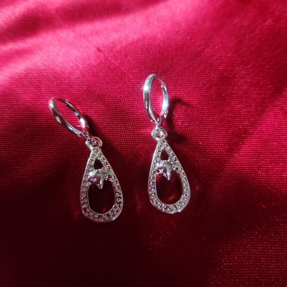Beautiful Fashion Earrings Silver 925